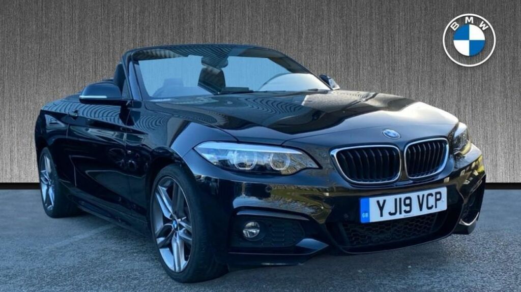 Compare BMW 2 Series 220I M Sport Convertible YJ19VCP Black