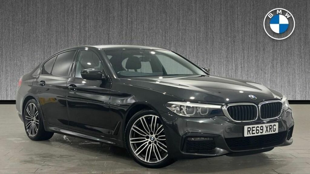 Compare BMW 5 Series 520D M Sport Saloon RE69XRG Grey