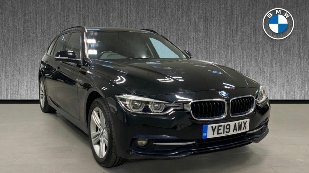 Compare BMW 3 Series 318D Sport Touring YE19AWX Black