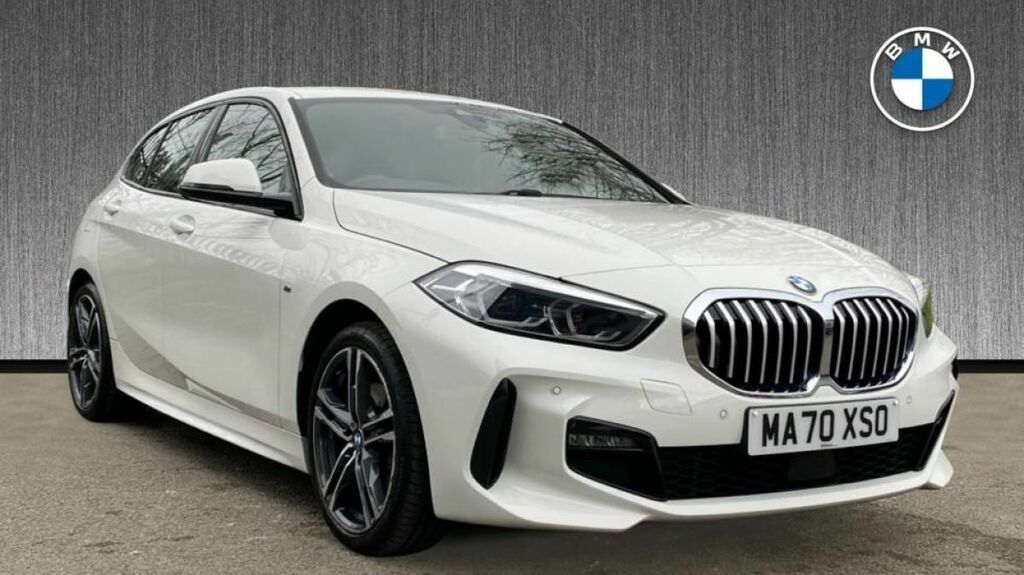 Compare BMW 1 Series 118I M Sport MA70XSO White