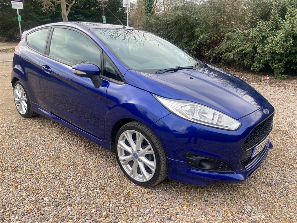 Compare Ford Fiesta 1.0T Ecoboost Zetec S Euro 6 Ss CE65BFO Blue