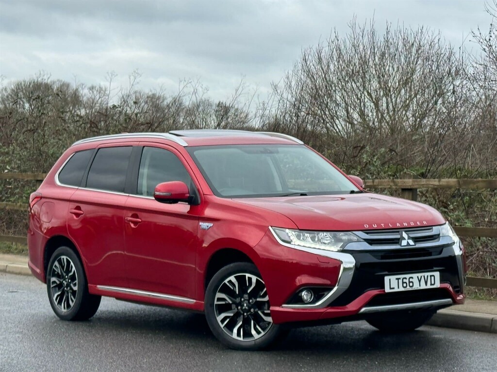 Compare Mitsubishi Outlander 2.0H 12Kwh 4H Cvt 4Wd Euro 6 Ss LT66YVD Red