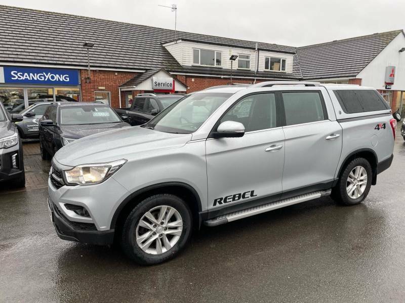 Compare SsangYong Musso 2.2D Rebel Double Cab Pickup 4Wd Euro 6 VX70XWE Silver