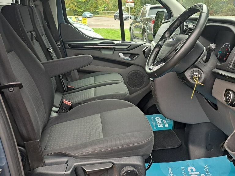 Compare Ford Tourneo Custom 2.0 Ecoblue 130Ps Low Roof 9 Seater Zetec BK68NNR Blue