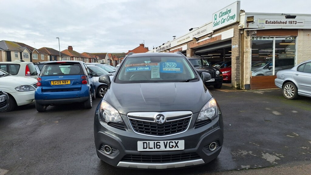 Compare Vauxhall Mokka 1.6 Exclusiv 5-Door From 5,495 Retail Package DL16VGX Grey