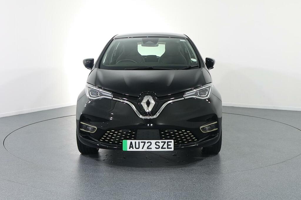 Compare Renault Zoe Iconic Only 17,995 Or AU72SZE 