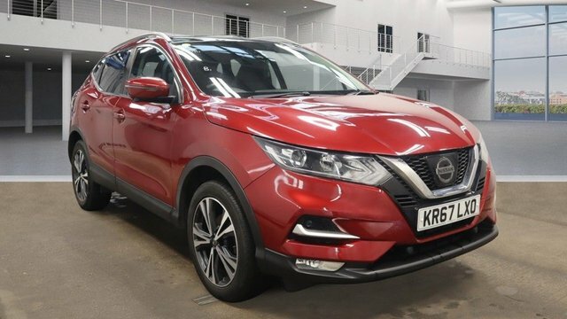 Compare Nissan Qashqai 1.2 N-connecta Dig-t KR67LXO Red