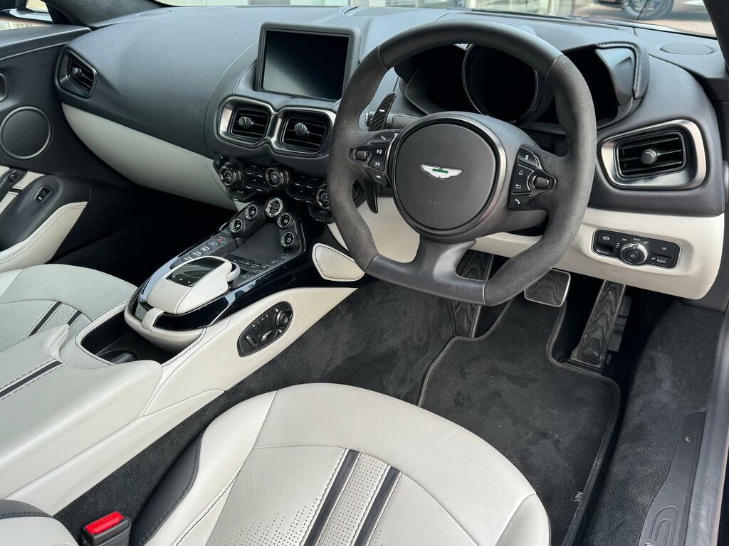 Compare Aston Martin V8 Vantage RX23ZNS Blue