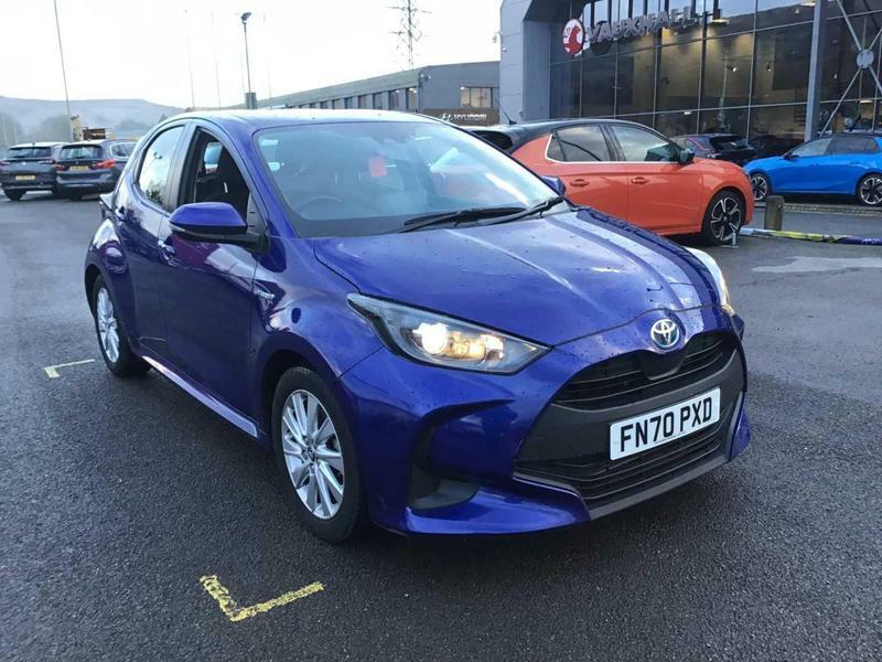 Compare Toyota Yaris Icon Hev Cvt FN70PXD Blue