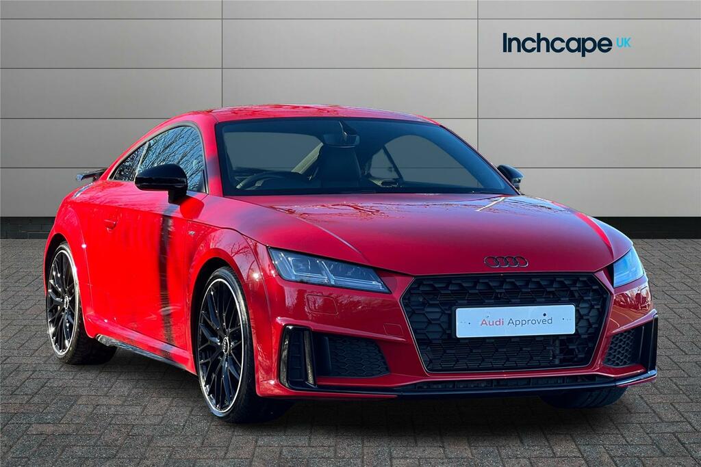Compare Audi TT 40 Tfsi Black Edition S Tronic WP72NYW Red