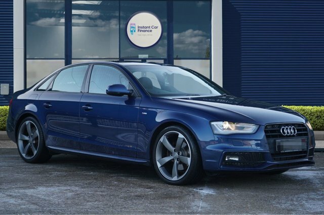 Compare Audi A4 Saloon RK14PZH Blue