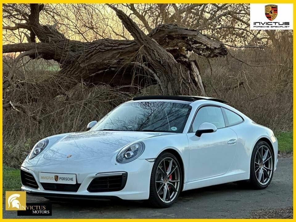 Compare Porsche 911 Coupe CH10MAB White