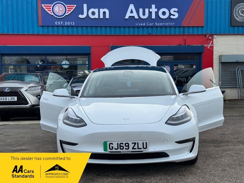 Sold LD20RJZ 2020 Tesla Model 3 History / How much is it worth?