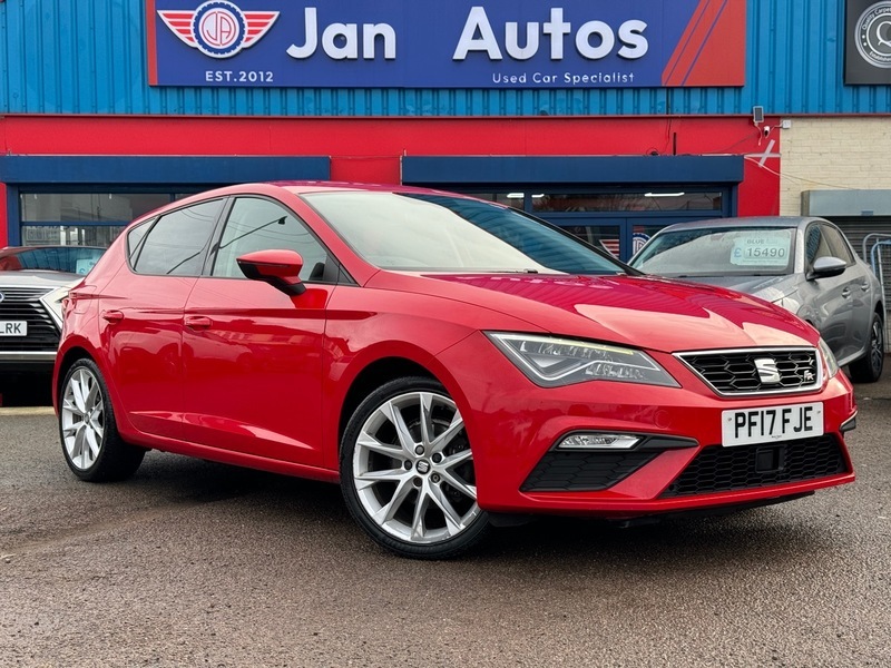 Compare Seat Leon Tdi Fr Technology PF17FJE Red