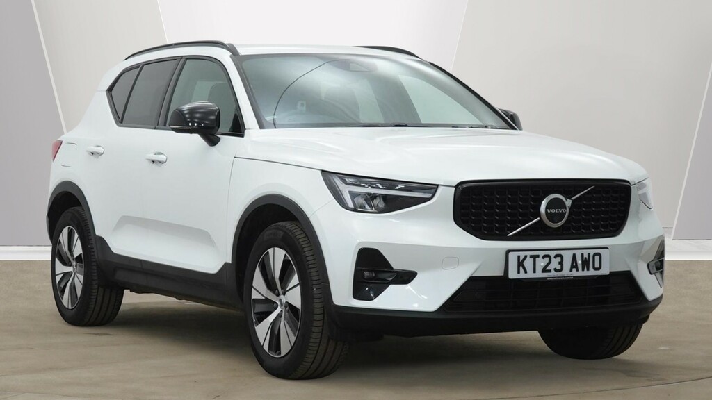 Compare Volvo XC40 Recharge Plus, T4 Plug-in Hybrid, KT23AWO White
