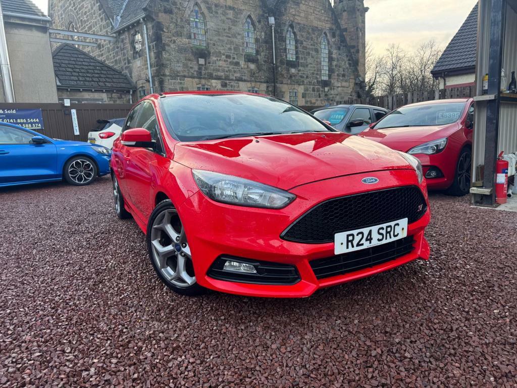 Compare Ford Focus 2.0 Tdci St-1 Euro 6 Ss R24SRC Red