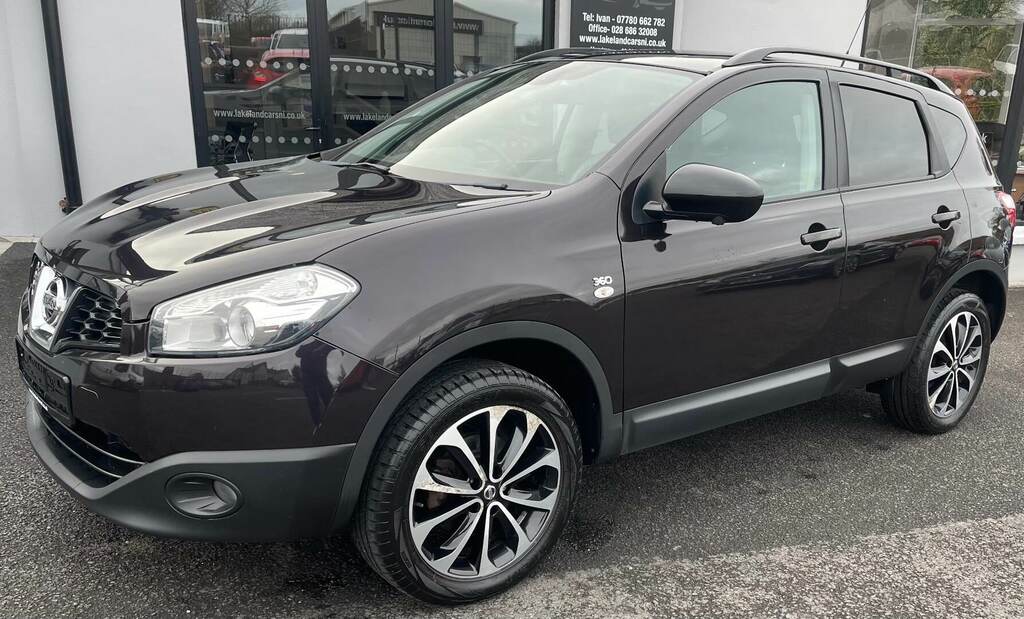 Compare Nissan Qashqai 1.6 Dci 360 RE13RBY Black