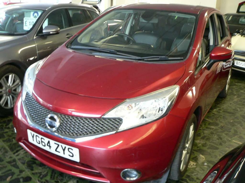 Compare Nissan Note 1.2 Dig-s Tekna Cvt Euro 5 Ss YG64ZYS Red