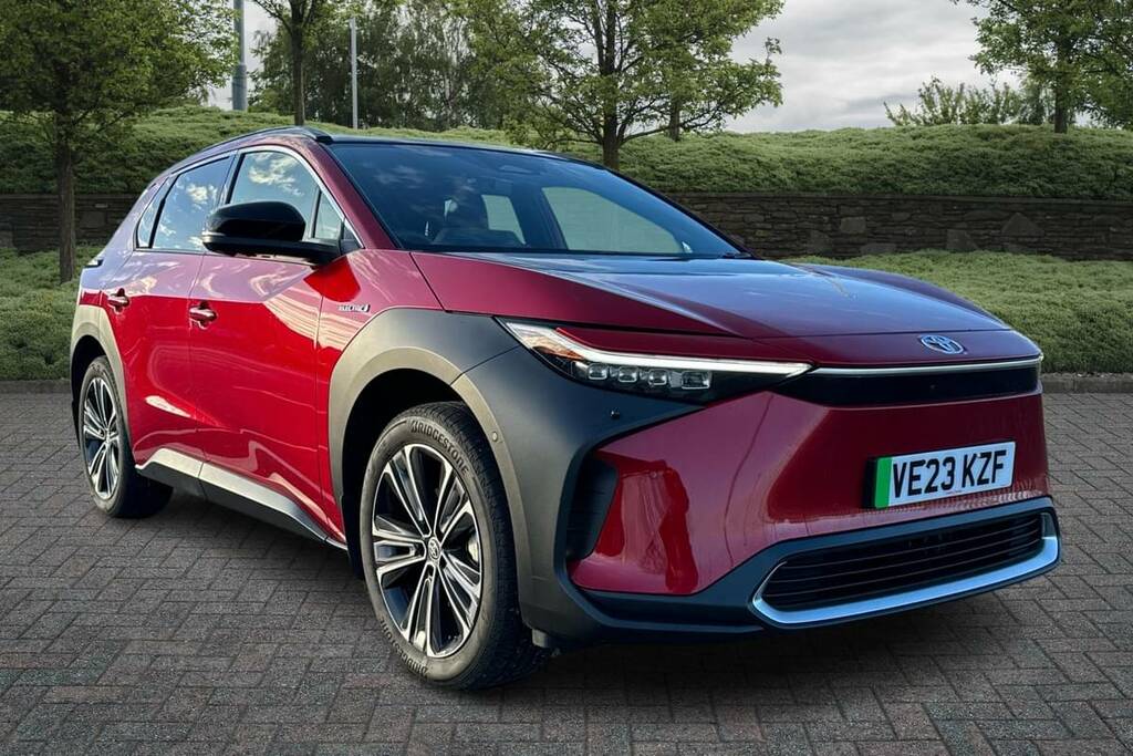 Compare Toyota bZ4X 160Kw Premiere Edition 71.4Kwh Awd VE23KZF Red