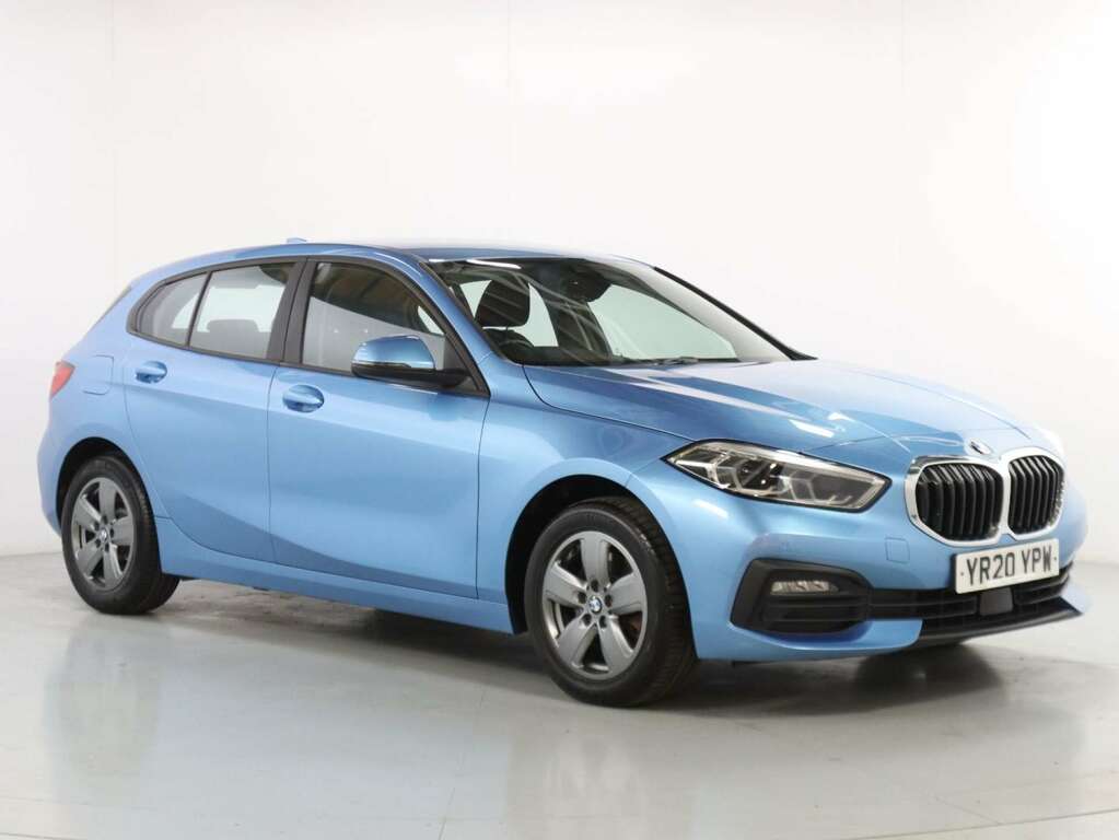 Compare BMW 1 Series 1.5 118I Se YR20YPW Blue