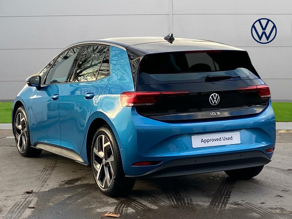 Compare Volkswagen ID.3 150Kw Pro Launch Edition 1 58Kwh LE73AFU Blue