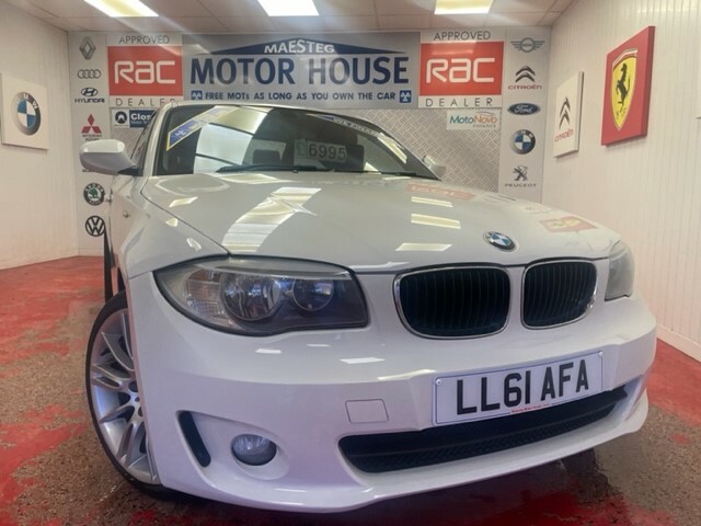 Compare BMW 1 Series Sportonly 35.00 Road Tax 68079 Milesfull Red LL61AFA White