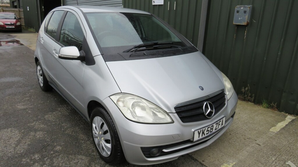 Mercedes-Benz A Class A 150 Classic Se Px To Clear Silver #1