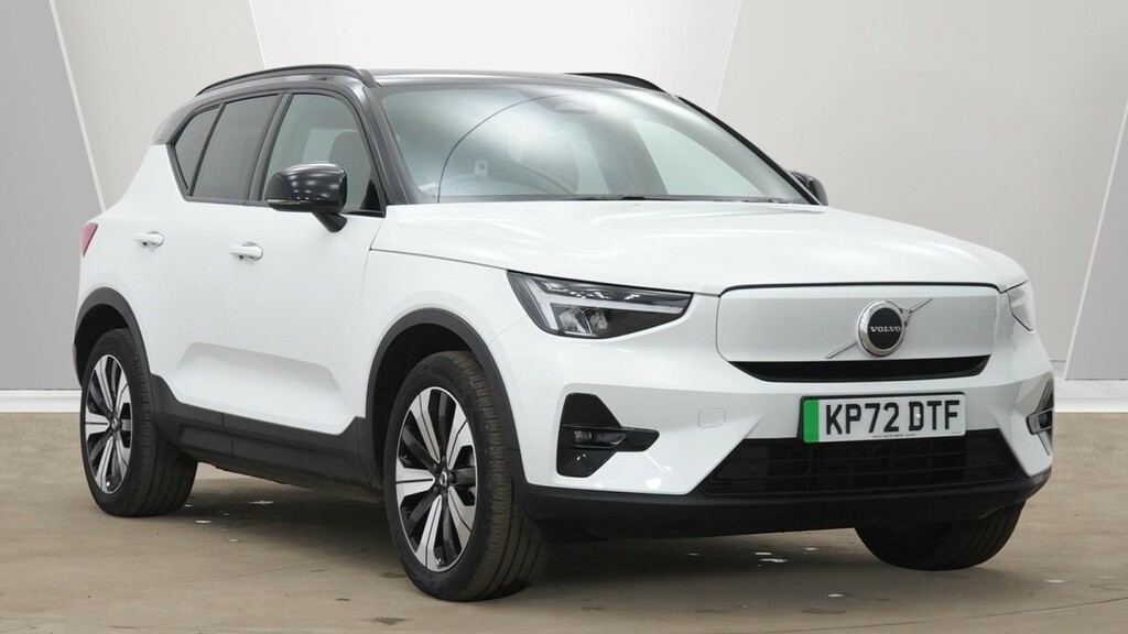 Compare Volvo XC40 Volvo Estate 170Kw Recharge Plus 69Kwh KP72DTF White