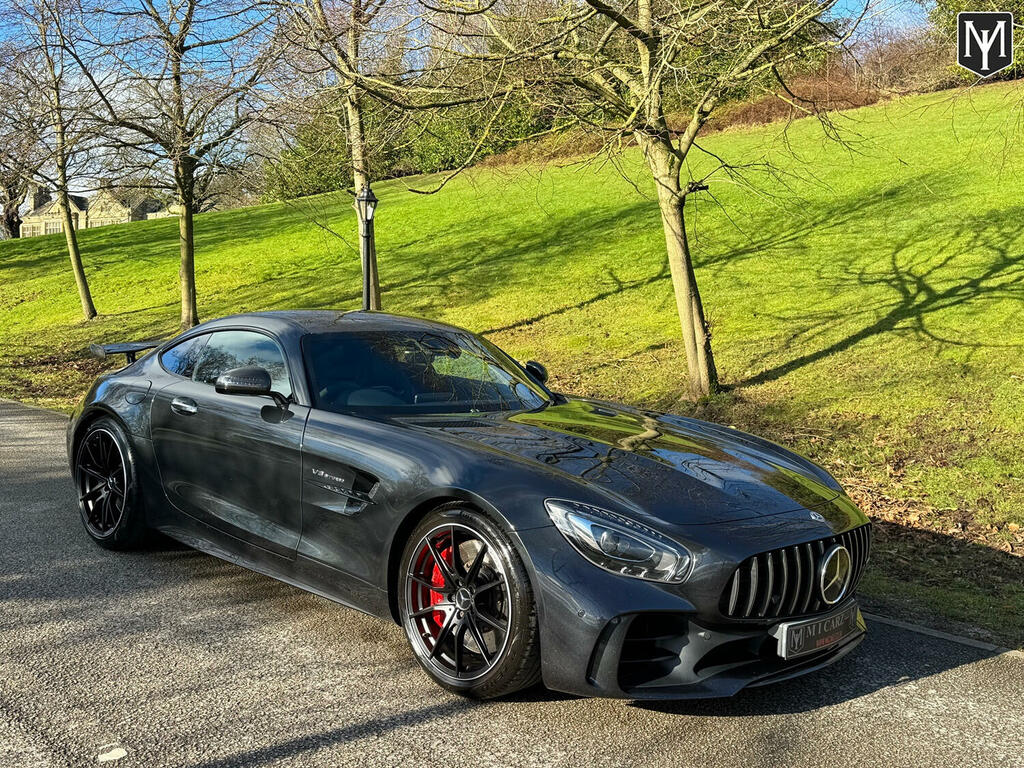 Compare Mercedes-Benz AMG GT Coupe 4.0 V8 Biturbo R 201717 OO03ZLY Black