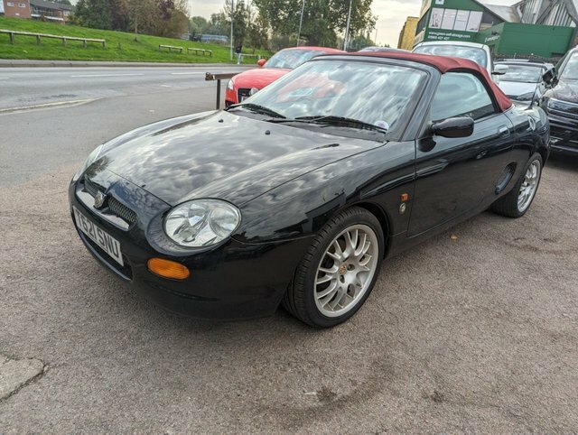 Compare MG MGF 1.8 75 118 Bhp T621SNU Red