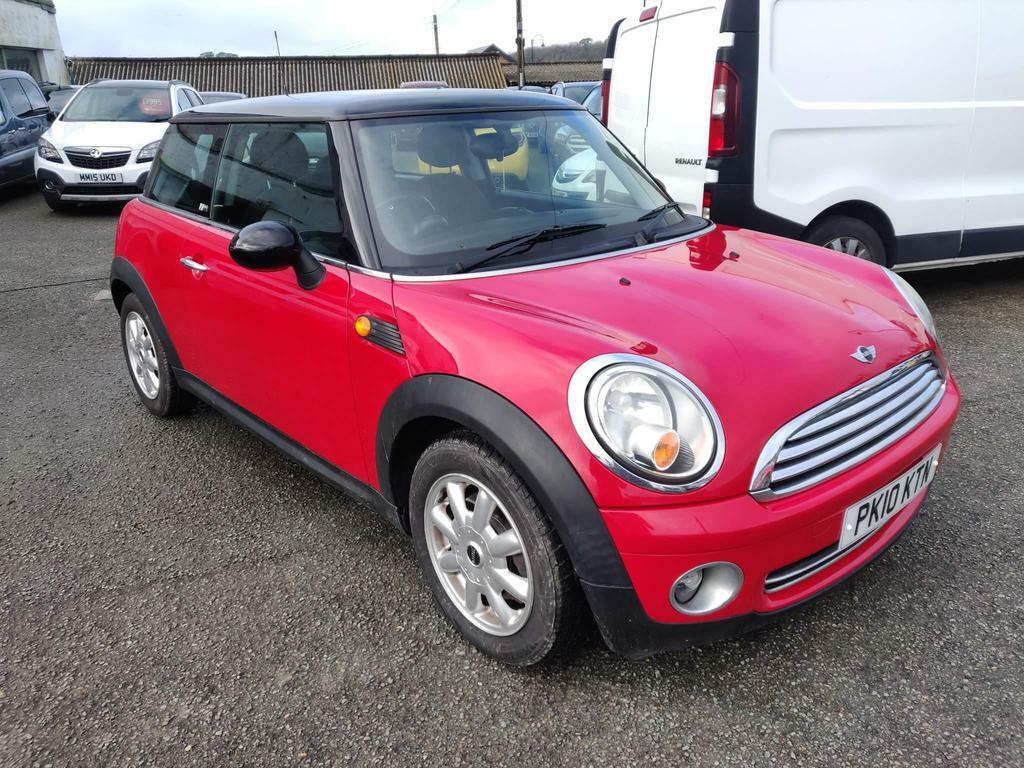 Compare Mini Hatch 1.4 First Euro 4 PK10KTN Red