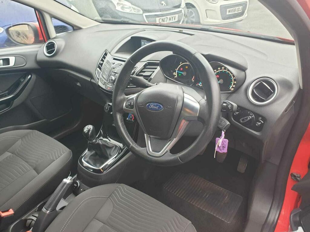 Ford Focus Focus, 1.5 Tdci 120 Zetec 5Dr, 5Dr, Hatchback, Grey #1