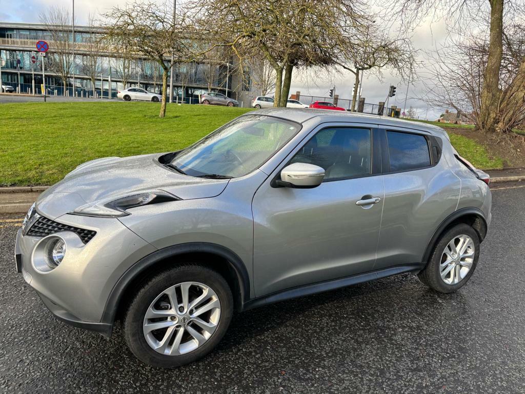 Compare Nissan Juke 1.5 Dci N-connecta Euro 6 Ss ML67UAM Silver