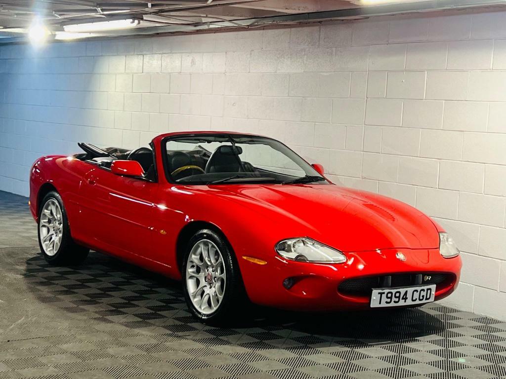 Compare Jaguar XKR 4.0 Supercharged T994CGD Red