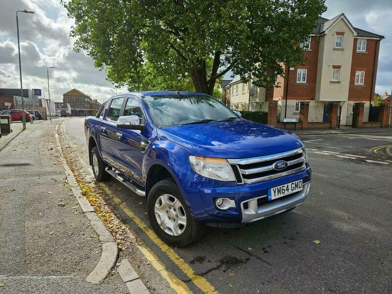 Compare Ford Ranger 2.2 Tdci Limited 1 YM64GMO Blue