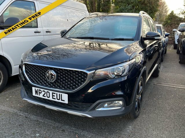 Compare MG ZS 1.0 Exclusive 110 Bhp WP20EUL Black
