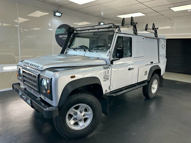 Compare Land Rover Defender 110 2.4 110 Dcb Hard Top Utility Lwb 121 Bhp DY57HUP Silver