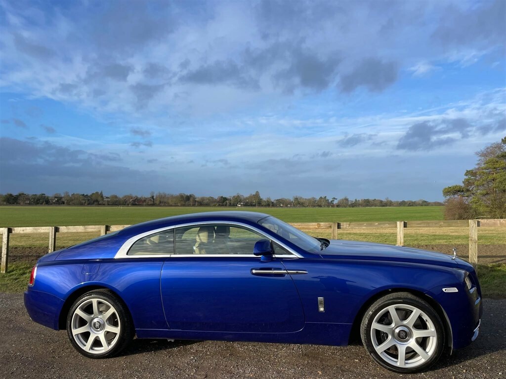 Compare Rolls-Royce Wraith 6.6 V12 Euro 6  Blue