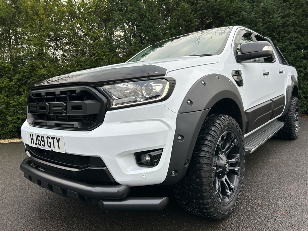 Compare Ford Ranger 2.0 Ecoblue Limited 4Wd Euro 6 Ss HJ69GTY White