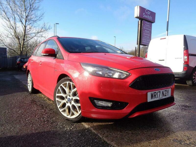 Compare Ford Focus 1.5 Tdci Ecoboost St-line WR17NZY Red