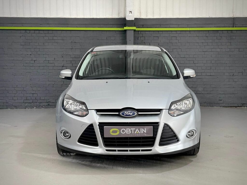 Compare Ford Focus Hatchback 1.6 LS14DCZ Silver
