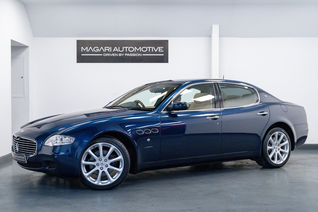 Compare Maserati Quattroporte 4.2  Blue