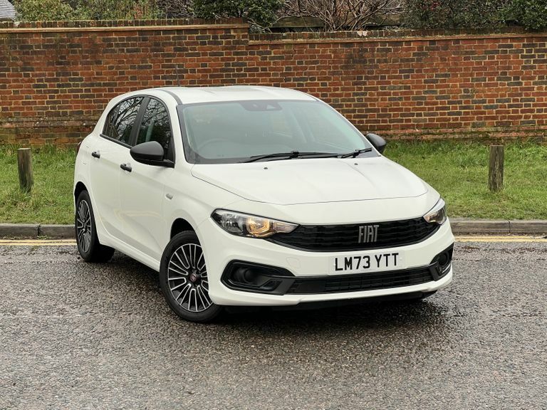 Compare Fiat Tipo 1.0 5dr LM73YTT 