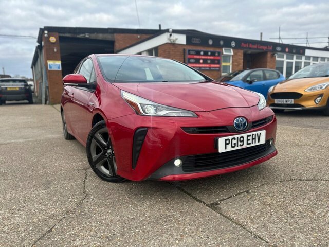 Compare Toyota Prius Hatchback PG19EHV Red