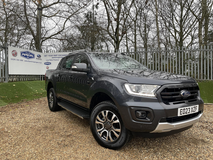 Compare Ford Ranger Wildtrack Double EO23XZF Blue