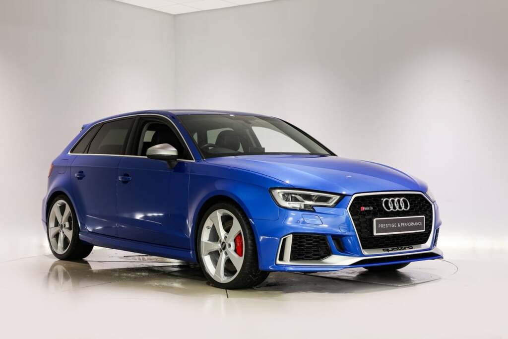 Compare Audi RS3 2.5 Tfsi Rs 3 Quattro S Tronic SK18XGS 