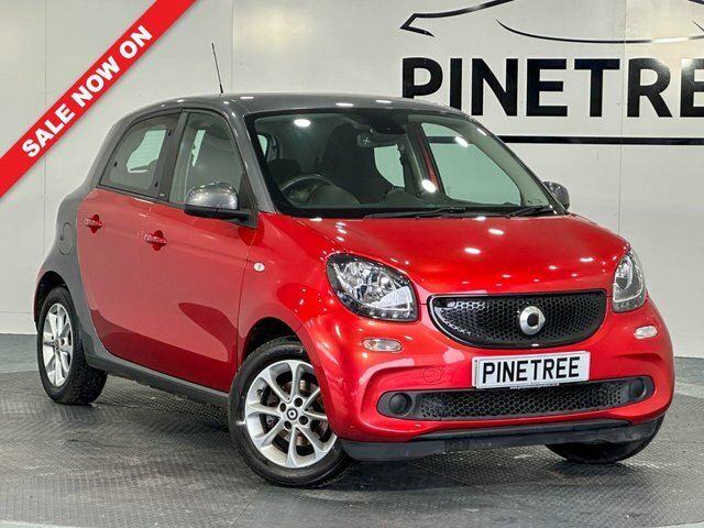Compare Smart Forfour 0.9 Passion Premium T 90 Bhp KY66AHA Red