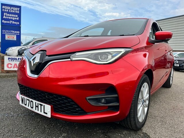 Compare Renault Zoe I Iconic 108 Bhp WU70HTL Red