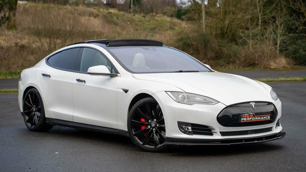 Compare Tesla Model S 2016 65 P90d LB65EOX White