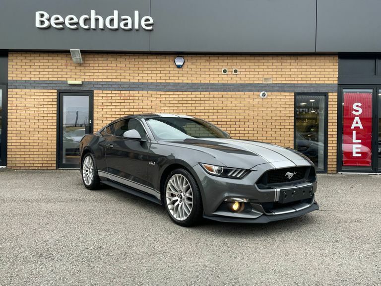 Compare Ford Mustang 5.0 V8 Gt SC65VNW Grey